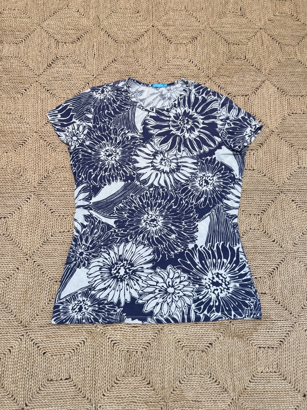 J. McLaughlin Navy & White Floral Short-Sleeve Tee